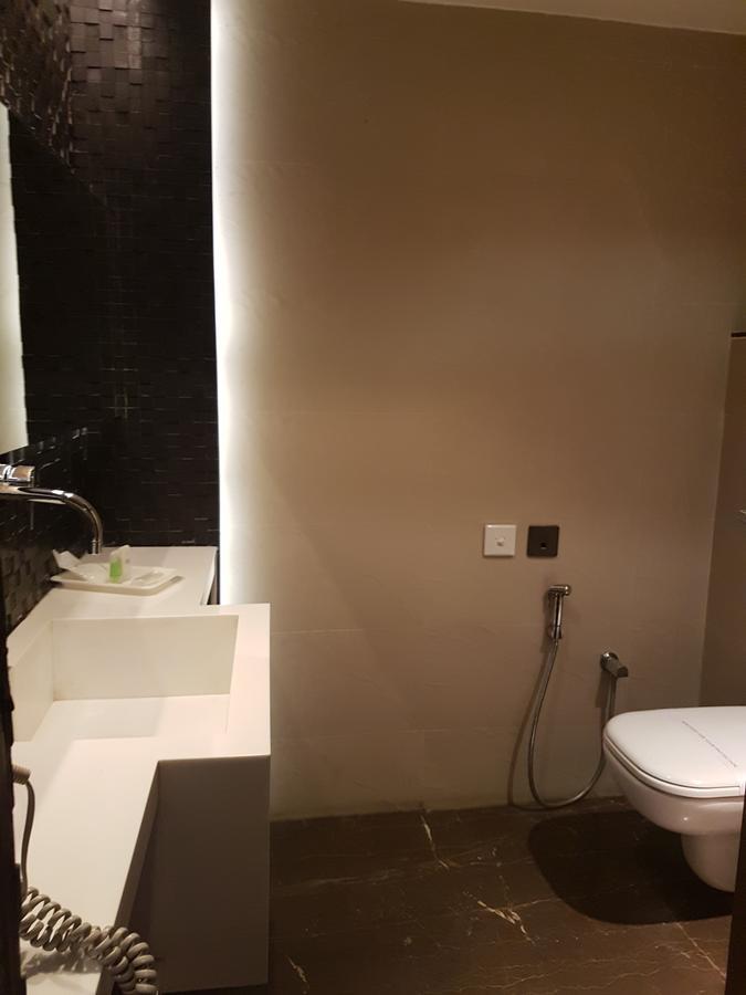 Hotel Gk International Chandīgarh Buitenkant foto